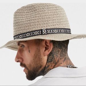 Straw Ecru Hat with Contrast Band